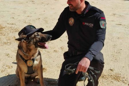 Megan y su guía Pedro Valera, medalla de plata a las buenas prácticas policiales con animales